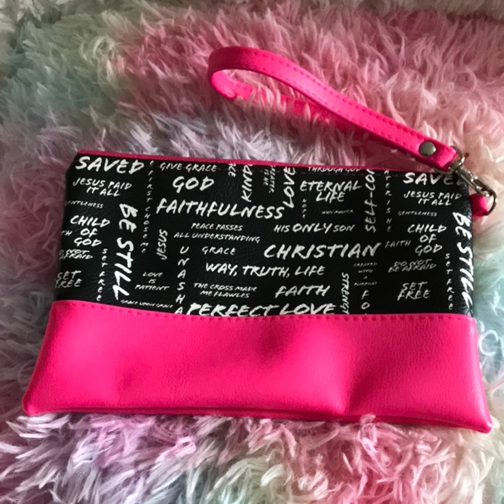 Handmade wristlet